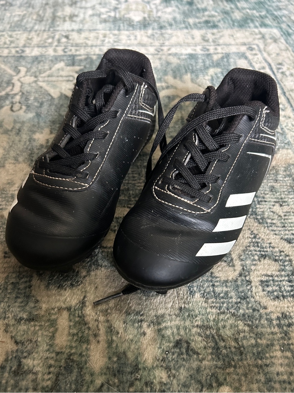 Adidas Rundown Black Baseball Cleats